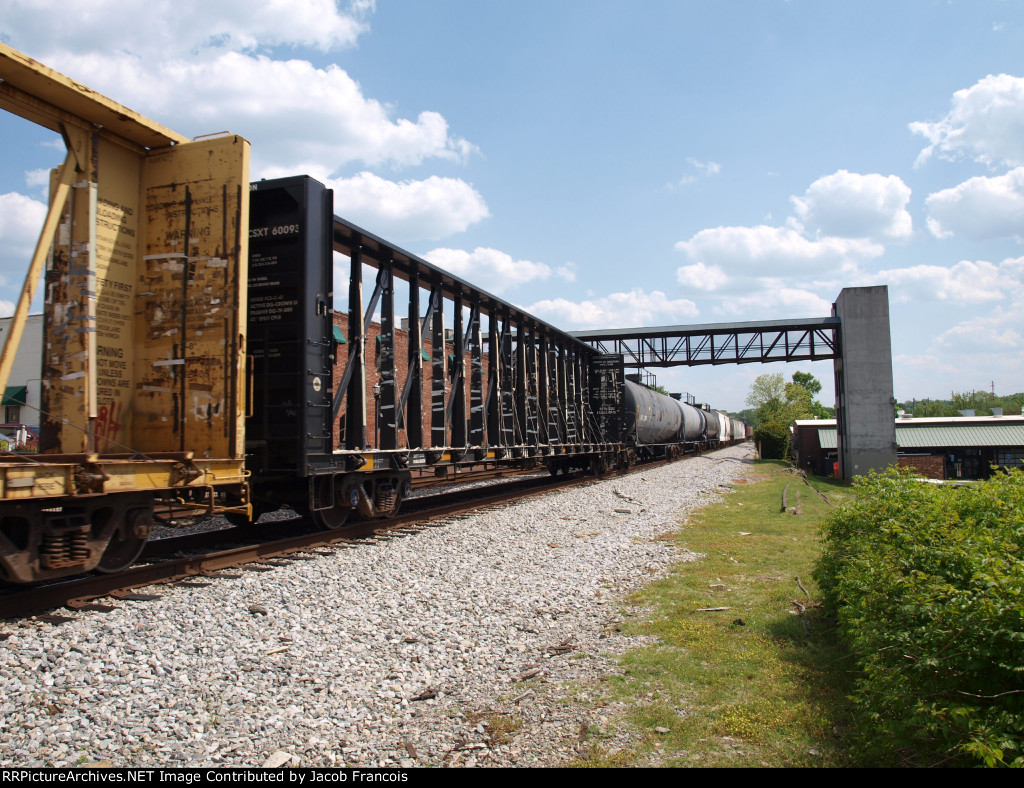 CSXT 600932